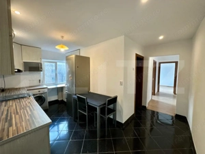 Apartament 2 camere, decomandat, etaj 4 - zona Rogerius