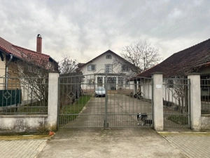 Vila Individuala Deosebita P+Etaj | 265 Mp Construiti | Teren 1.448 Mp | 7 Camere | 2 Garaje Interio - imagine 2