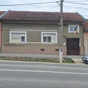 Bocsa Montana, Casa Solida + Gradina, Strada Principala