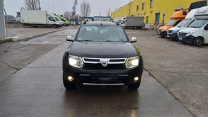 Dacia duster 1.5 dci 110 cai ,6 trepte ,euro 5,Prestige ,aer,jante,200.000 km Import Germania