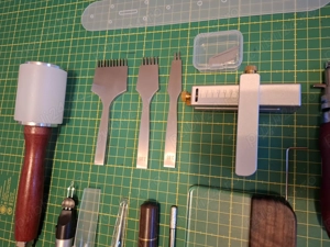Set profesional unelte pielarie pt curele portofele, etc - imagine 2
