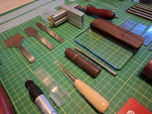 Set profesional unelte pielarie pt curele portofele, etc - imagine 3