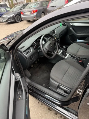 Skoda Octavia 1.6 TDI 110cp - imagine 8
