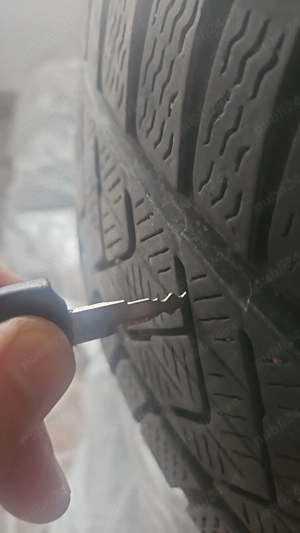 Roti iarna 225/60/R17 Pirelli SottoZero A0 - imagine 2