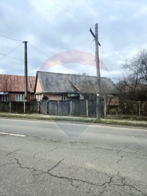 Casă / Vilă cu 3 camere de vânzare - imagine 3