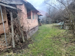 Casă / Vilă cu 3 camere de vânzare - imagine 5