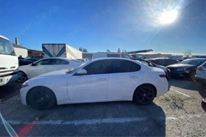 Alfa Romeo Giulia 2.0 turbo 280cp  - imagine 2