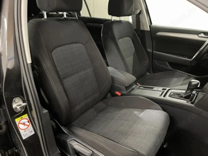 Volkswagen Passat - imagine 9