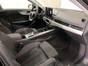 Audi A4 - imagine 10