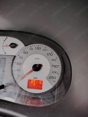 vind renault 1,4 benzină. 89000 km reali, an 2007. schimbat distributia