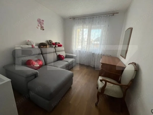 Apartament 3 camere, 64 mp, zona Micro 12 - imagine 7