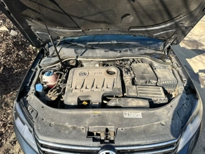 Volkswagen Passat 2.0 TDI BlueMotion Tehnology 4Motion Comfortline - imagine 5