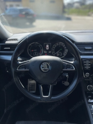 Skoda Superb 2.0 tdi DSG 2016 - imagine 7