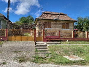 Vand casa cu teren 1989 mp com. Luna jud. Cluj