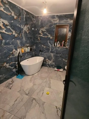 Execut lucruri interioare   