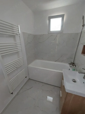 Apartament 4 camere de vânzare zona Favorit  - imagine 5