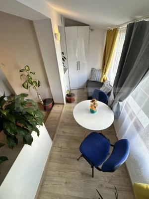 APARTAMENT CU 1 CAMERA FOARTE GENEROS-POZITIE EXCELENTA  - imagine 5