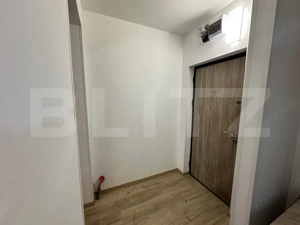 APARTAMENT CU 1 CAMERA FOARTE GENEROS-POZITIE EXCELENTA  - imagine 12