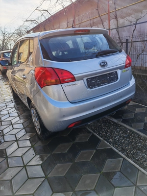 Kia Venga 2011 euro5 - imagine 2