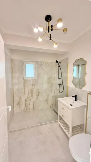 Apartament nou, semidecomandat, 3 camere, parcare subterana, zona Terra - imagine 16