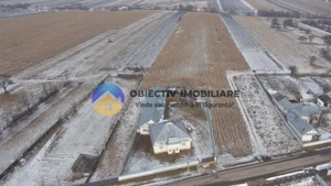 Casa + teren 3.863 mp – Agapia, jud. Neamț - imagine 2