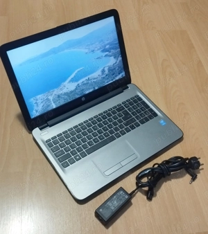 HP 15, Intel Core I7, 8GB RAM, SSD 240GB, HD Graphics, baterie 2 ore
