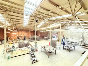 Hala industriala 1175 mp utili de vanzare in Cisnadie