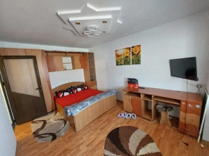 inchiriez garsoniera cnf.I