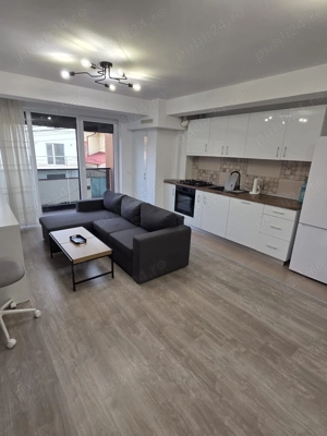 Studio lângă Metrou  - imagine 2