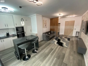 Apartament 2 camere, ultrafinisat, la cheie, etaj intermediar, zona Vivo - imagine 4