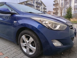 Vand Hyundai elantra - imagine 5