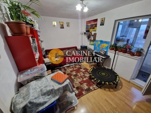 3 Camere Decomandat- Etaj intermediar+ Loc de parcare- Zona Alexandru cel Bun