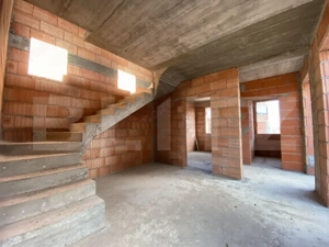 Duplex P+1E, 86 mp utili+ 13mp terasa, 250 mp teren, Mosnita Veche