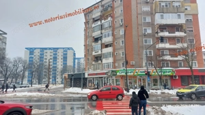 Garsonieră pe B-dul Dacia, etaj patru, Hunedoara