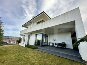 BLITZ EXCLUSIV: Casă modernă în Sălicea, liniște si intimitate la 10min de Cluj