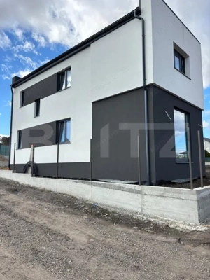 Casa cu 3 camere, 120 mp, loc. Moara - imagine 2