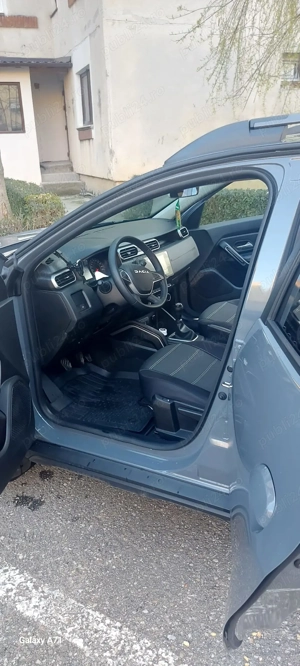 Duster Journey+TCE 150 - 2023 - imagine 2