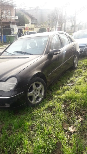Mercedes c 200 benzina + GPL 1000 EURO 