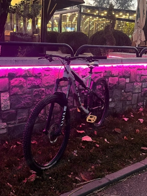 Vind bicicleta ful suspension bulls 