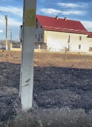 teren de vanzare Cajvana iesire oras zona Camp - imagine 2