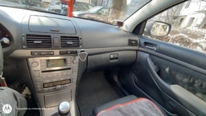 Vând Toyota Avensis 2.0 D4D Diesel,126 CP - imagine 8