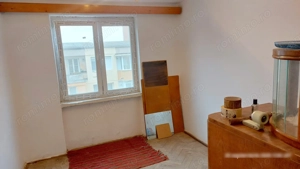Ultracentral, trei camere, două băi, balcon, zonă centrală, etajul patru, Hunedoara. - imagine 9