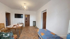 Ultracentral, trei camere, două băi, balcon, zonă centrală, etajul patru, Hunedoara. - imagine 10