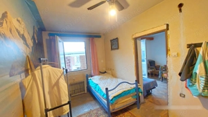 Ultracentral, trei camere, două băi, balcon, zonă centrală, etajul patru, Hunedoara. - imagine 5