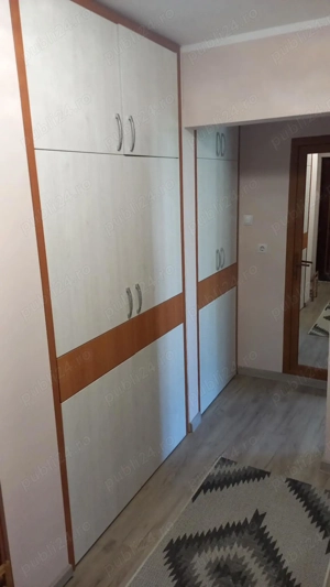 prprietar vand apartament 2 camere decomandate in spatele liceului auto - imagine 5