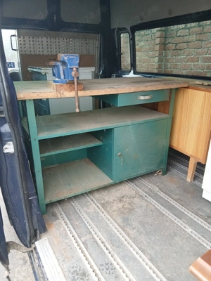 Banc metalic cu menghina