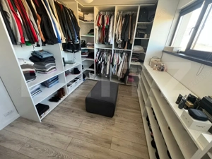  Vilă modernă, de vanzare, cu 5 camere, teren 604 mp, zona Dealu obrejii - imagine 17