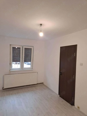 Apartament 2 camere de vanzare , Ozana , M15 , parter , 46.000 euro neg. - imagine 3