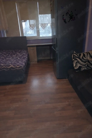 Vând garsoniera sector 3,Ozana într-un bloc de 10 etaje la parter cu acces facil la metrou,Stb,magaz