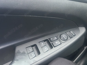 Hyunday Tucson 2017 1.7 141 cp - imagine 4